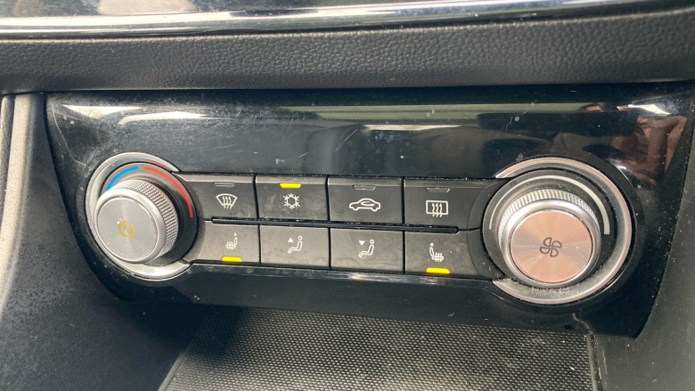 MG Zs 105kW Exclusive EV 45kWh 5dr Auto Electric Hatchback